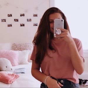 Meet your Posher, Savia